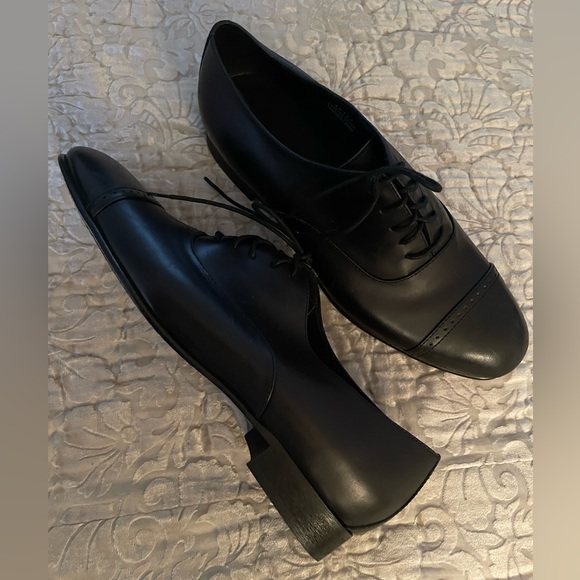 J Crew Leather Oxfords - Picture 3 of 4